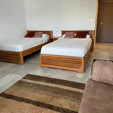 Estudio En Occidental De Puerto Banus * Marbella